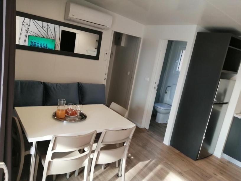 Mobile Home Anamari Biograd na Moru Kültér fotó